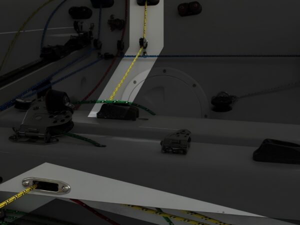 Cunningham System (a) Cleats on side decks